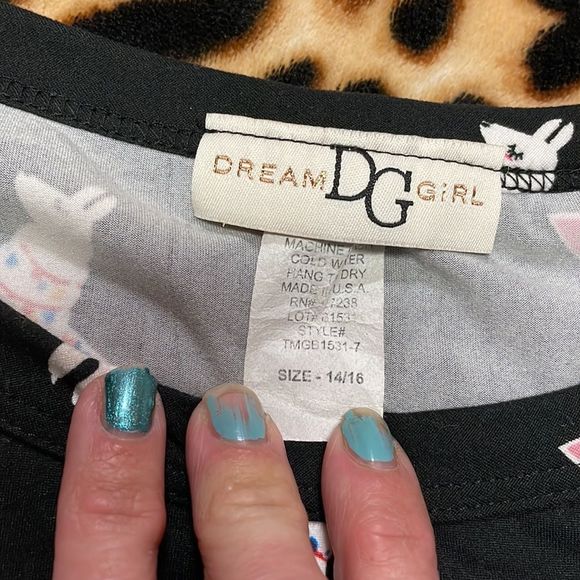 •DG DREAM GIRL• llama blouse tie know front, pink sleeves . Size 14/16 - Picture 5 of 5